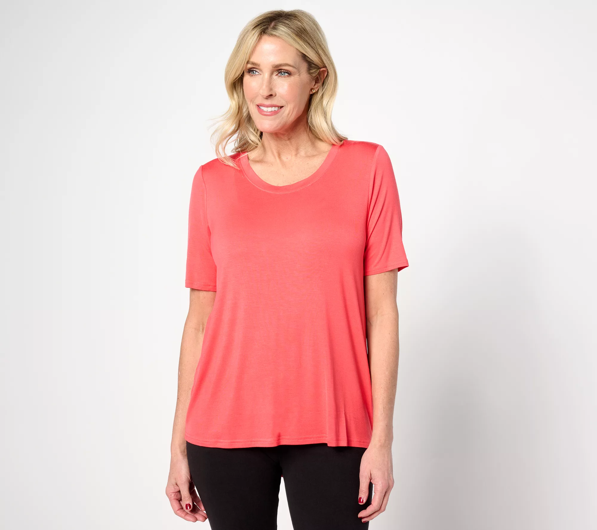 zuda Scoop neck Short Sleeve Top with Keyhole Back