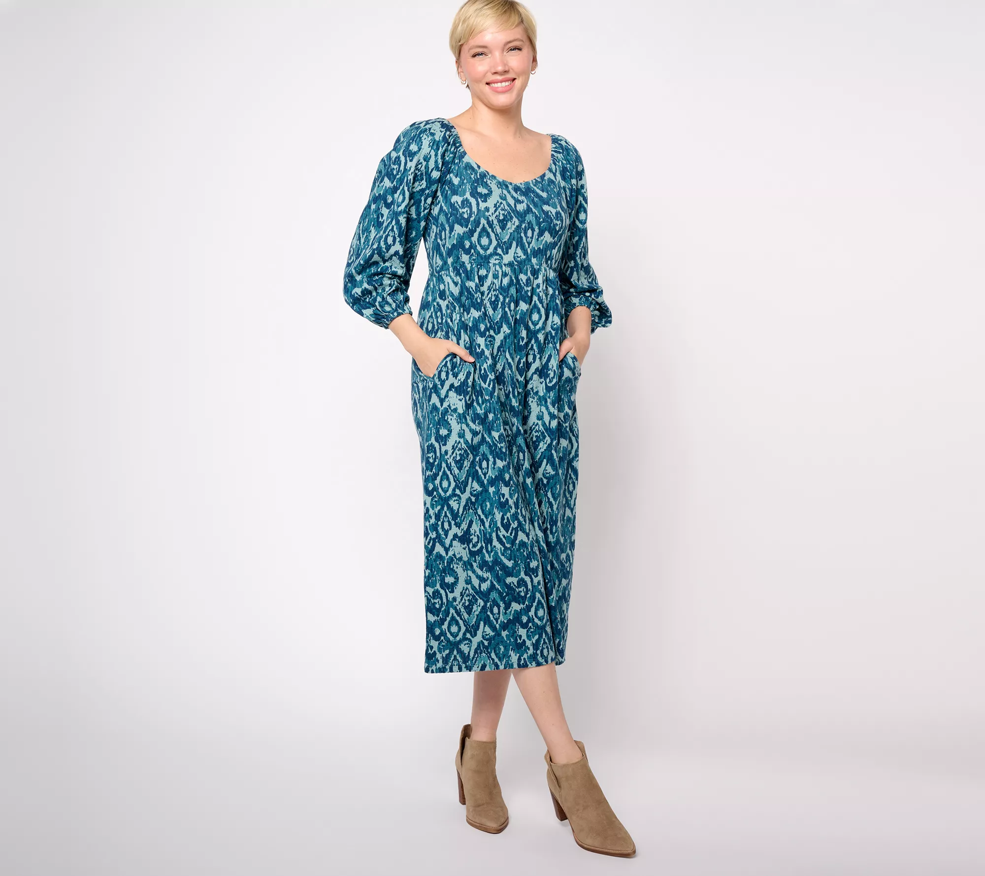 "As Is" AnyBody Regular Daydreamer Knit Printed Dress with Smocking