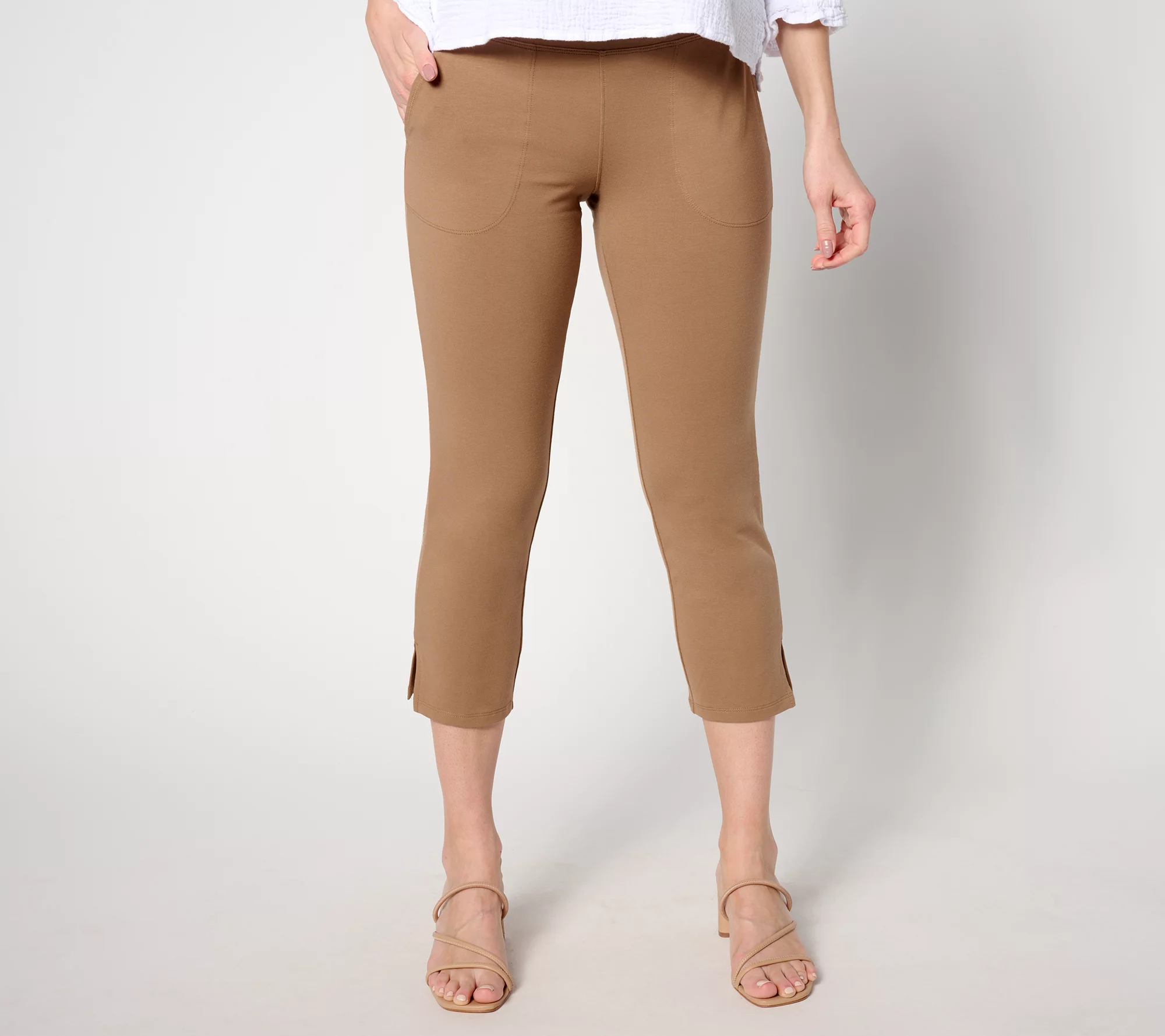 Women With Control Tummy Control Petite Crop Pants