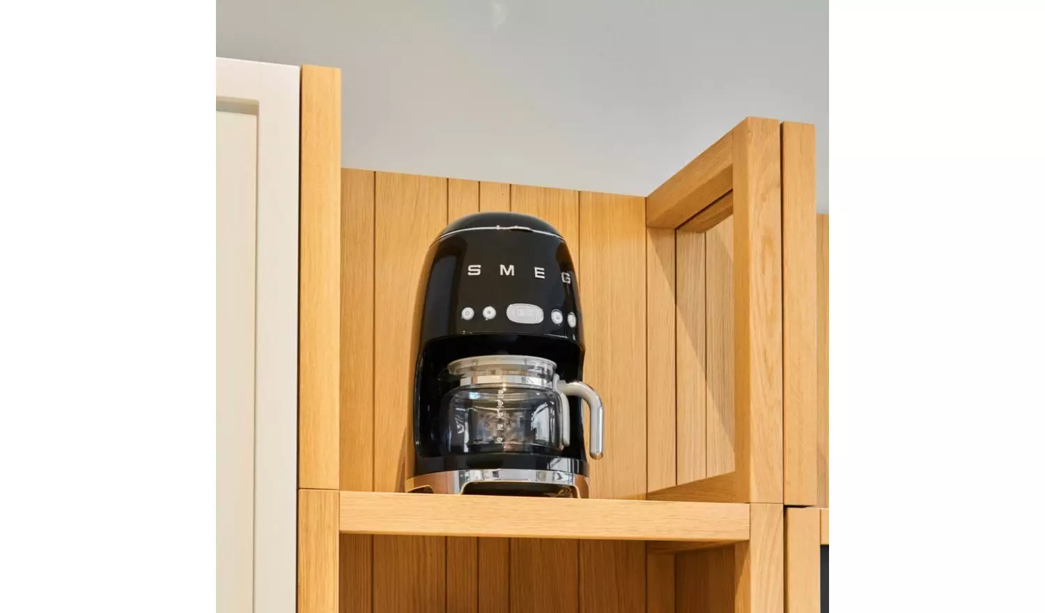 Smeg DCF02BLUK Retro Drip Filter Coffee Machine - Black