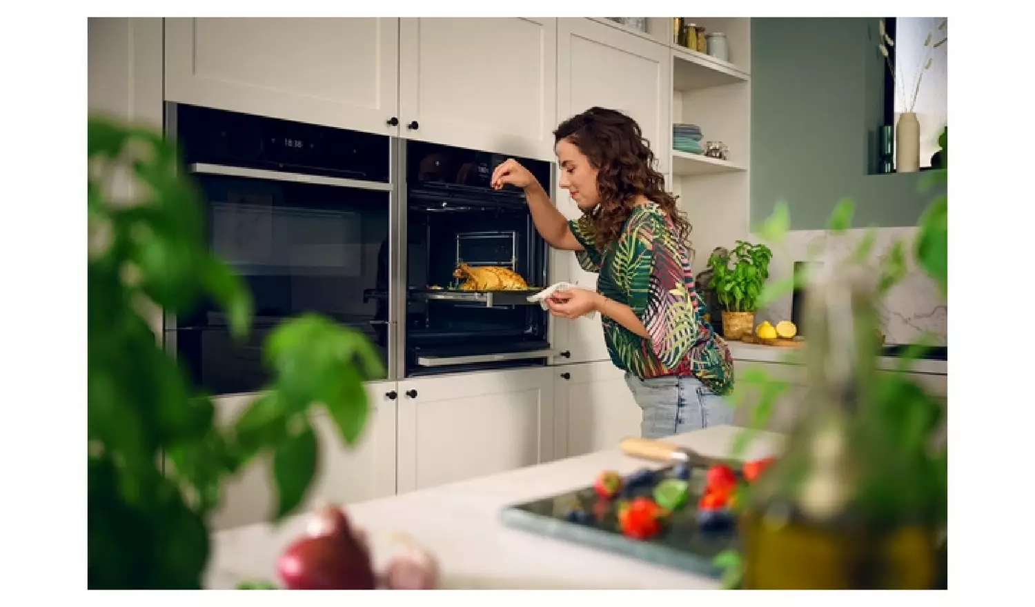 Neff N70 B54CR71G0B Built In Single Electric Oven - Graphite