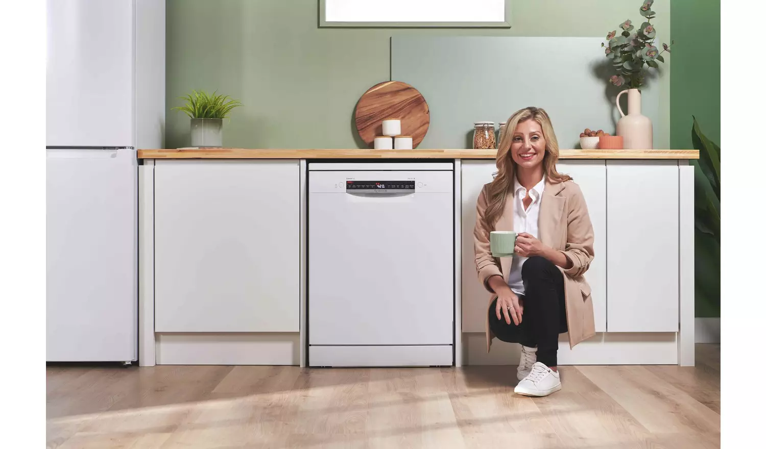 Bosch SMS4EKW06G Full Size Dishwasher - White