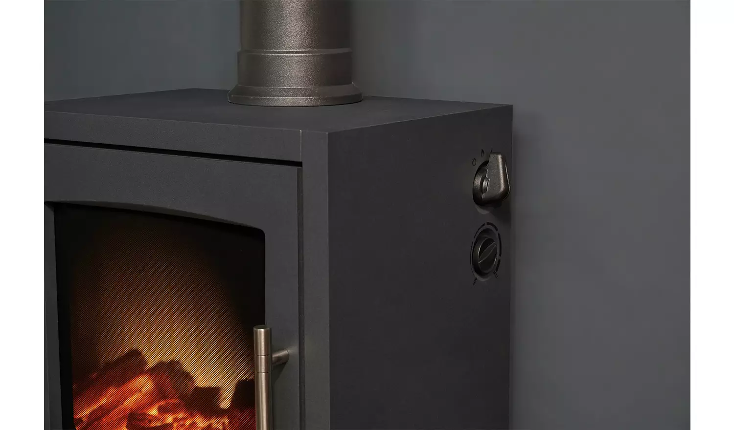 Adam Bergen 1.8kW Electric Stove With Angled Pipe