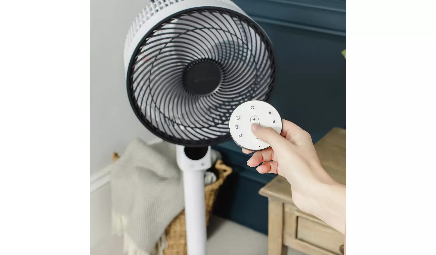 Meaco Sefte White Pedestal Fan - 10 Inch