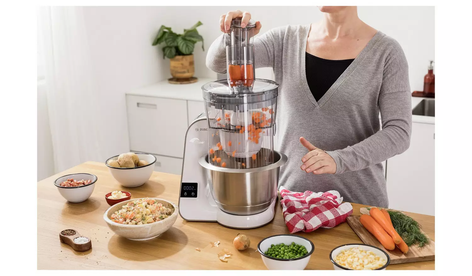 Bosch MUM5XW10GB 5-in-1 Stand Mixer with Integrated Scales