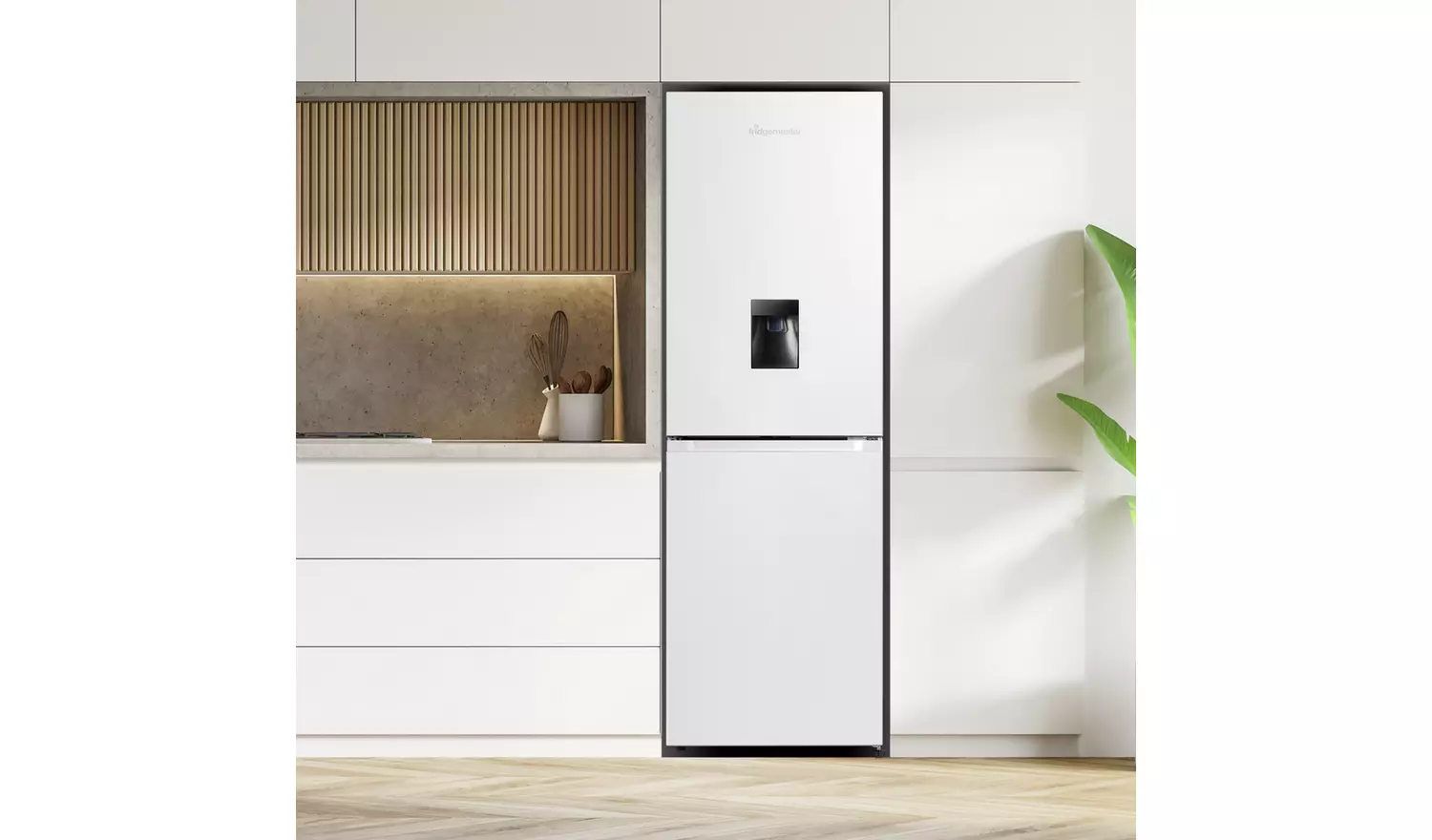 Fridgemaster MC55251DE Freestanding Fridge Freezer - White