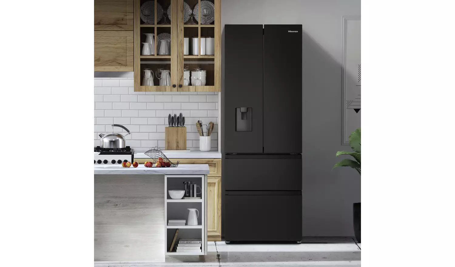 Hisense RF632N4WFE American Fridge Freezer - Black