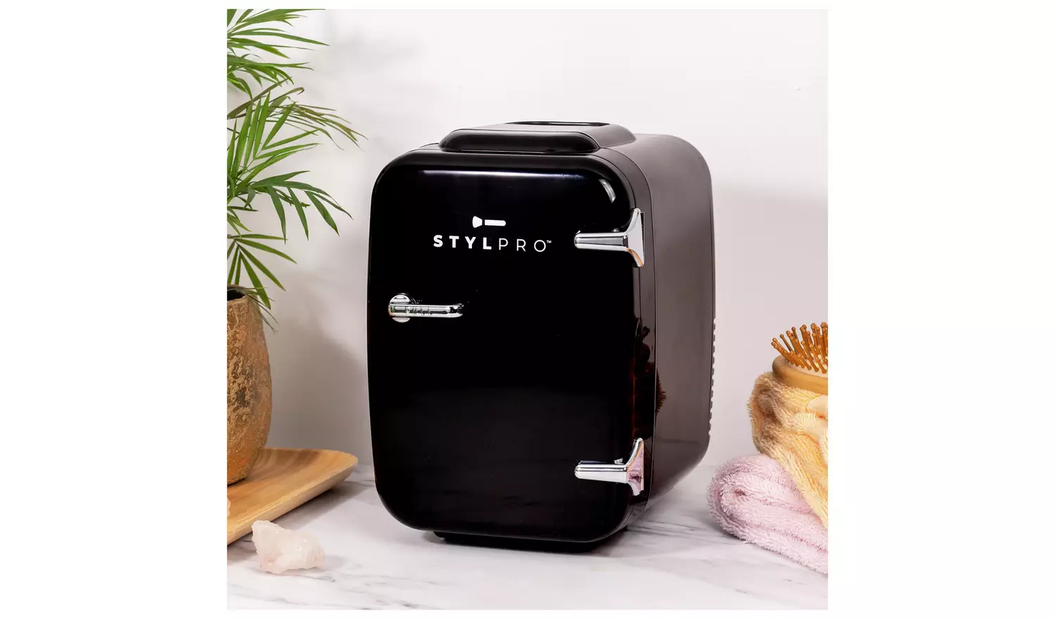 Stylpro 4 Litre Exclusive Beauty Fridge - Black