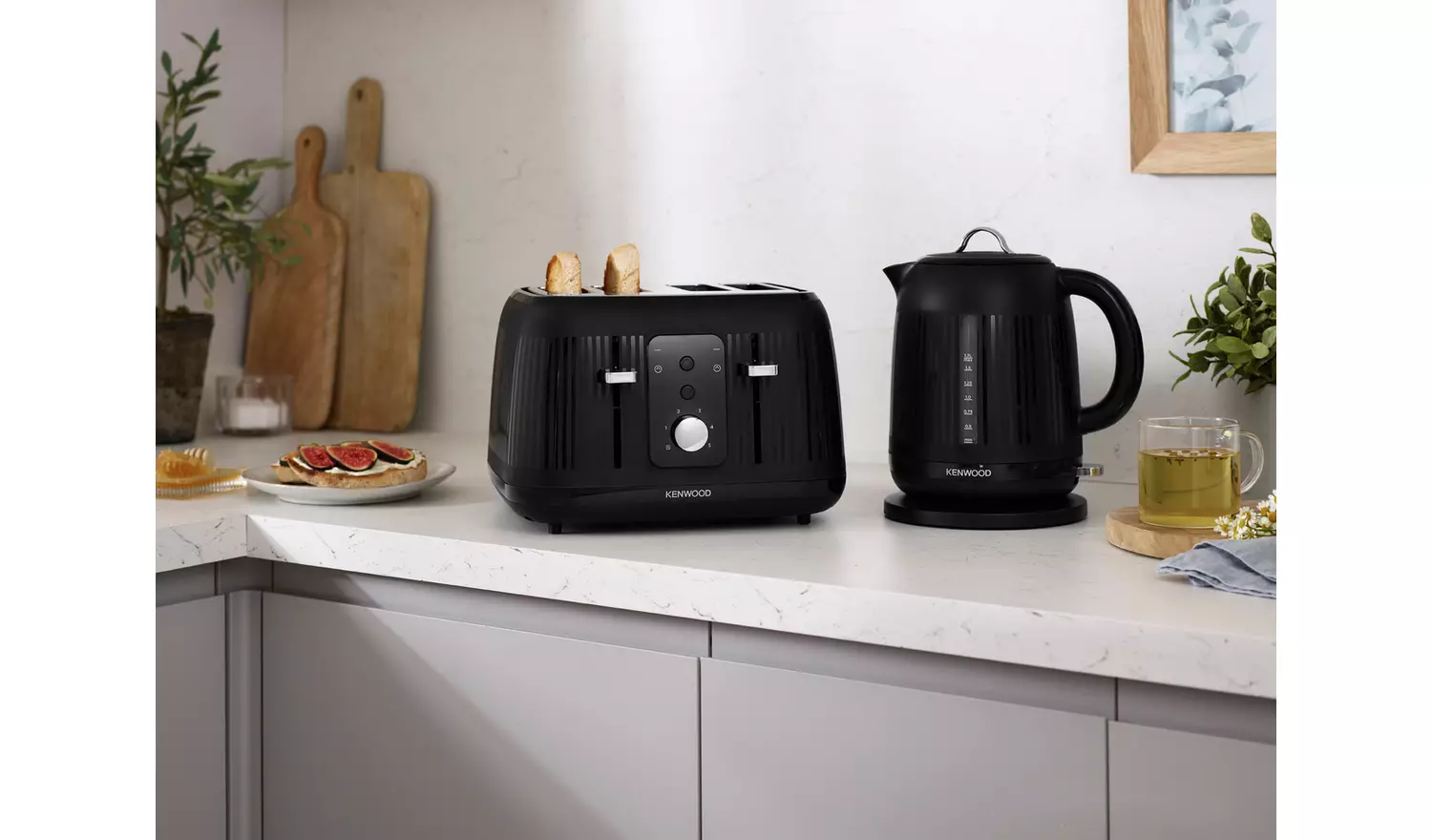 Kenwood ZJP09.000BK Dawn Kettle - Black