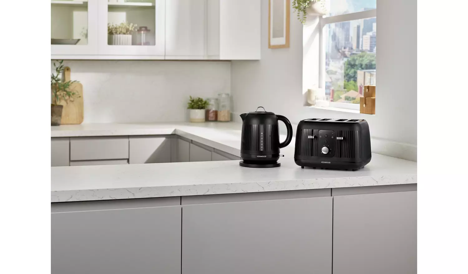 Kenwood ZJP09.000BK Dawn Kettle - Black