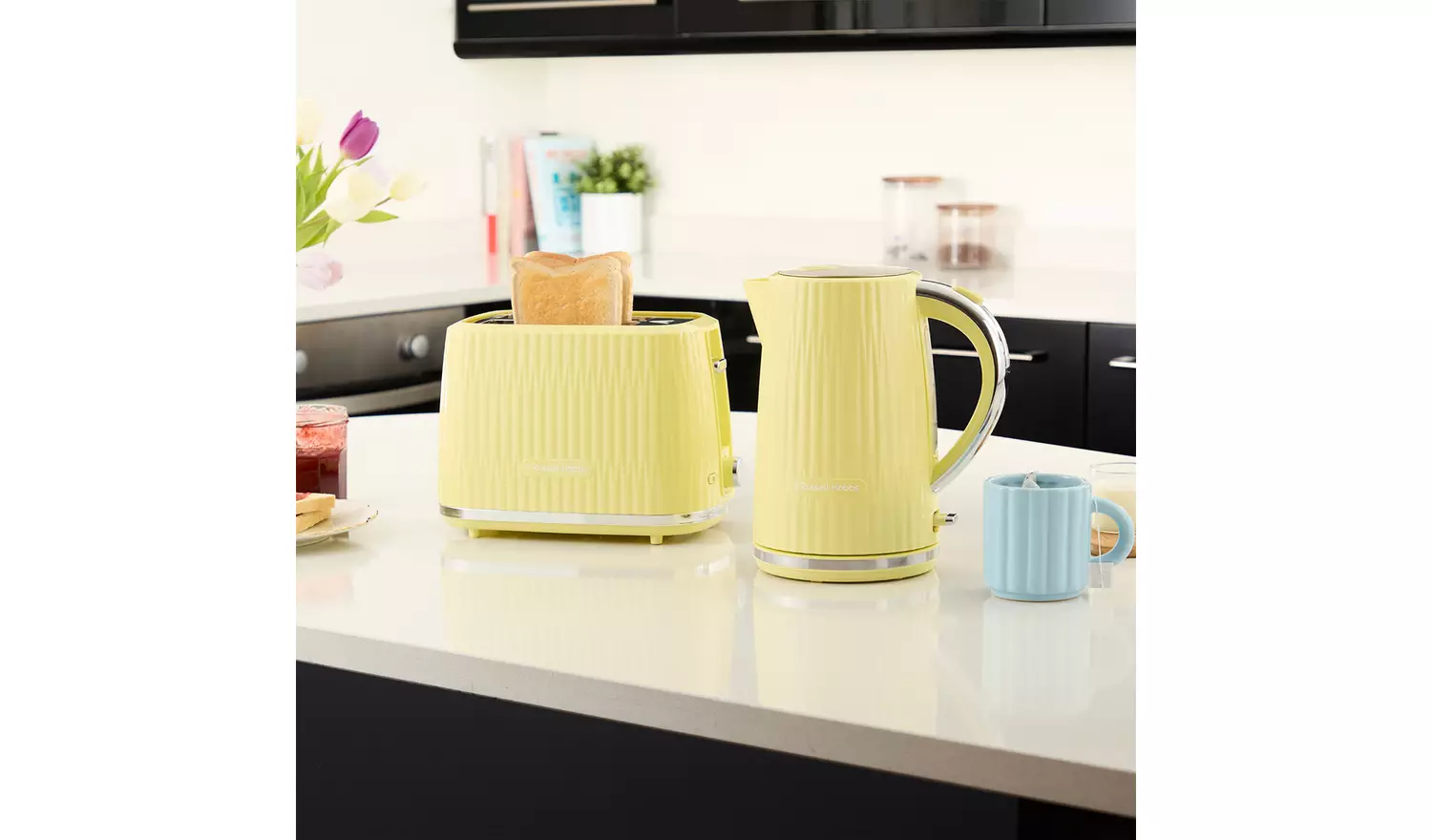 Russell Hobbs Eden Lemon Yellow Kettle and Toaster 27363BU