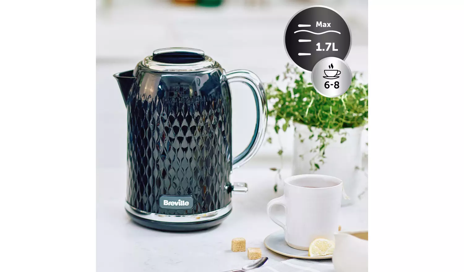 Breville VKT017 Curve Kettle - Black and Chrome