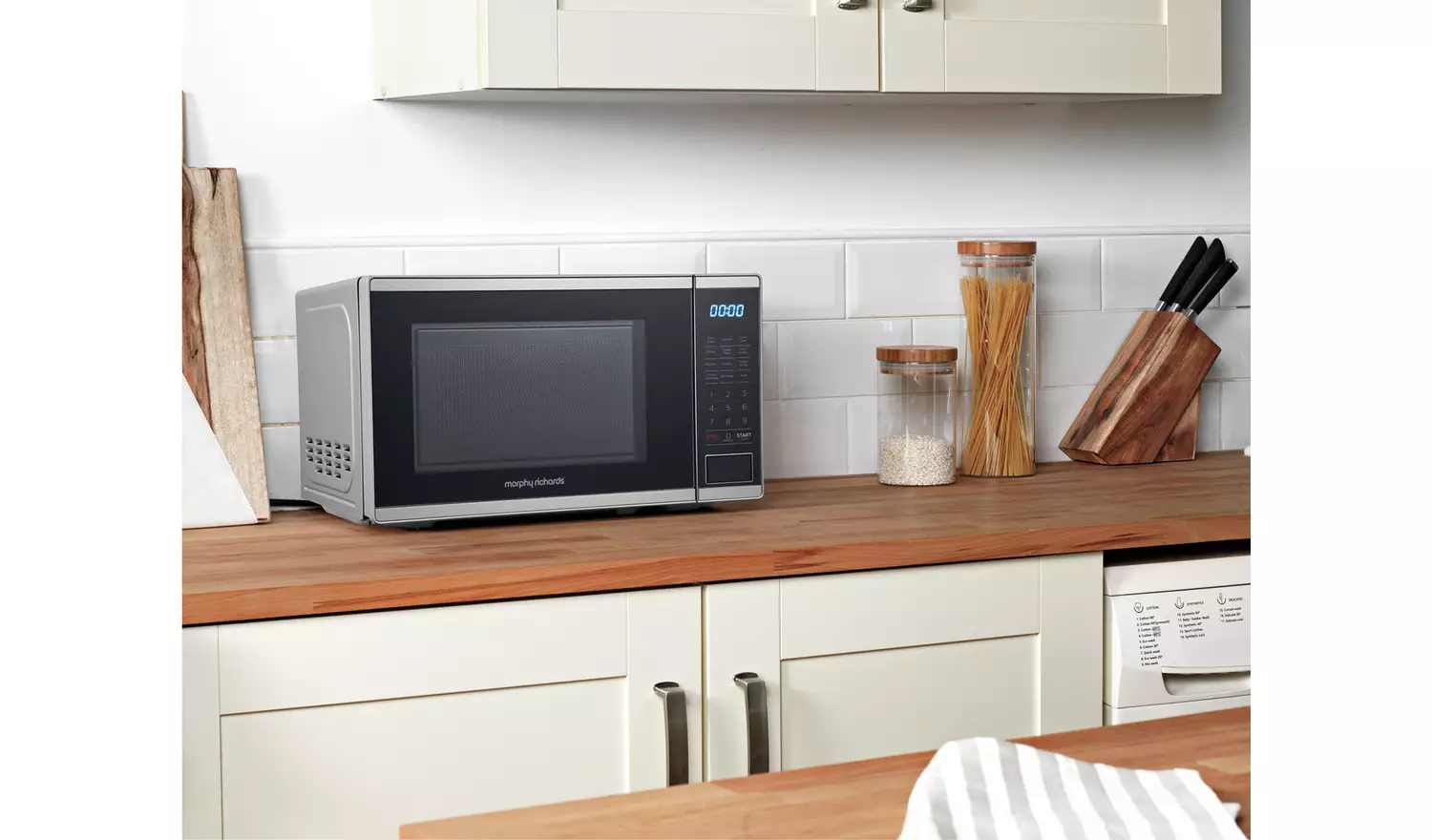 Morphy Richards 800W Standard Grill Microwave - Silver