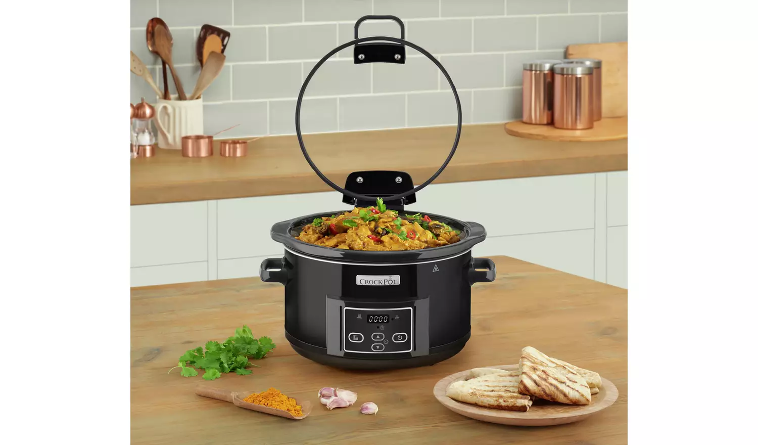 Crockpot 4.7L Hinged Lid Digital Slow Cooker - Black