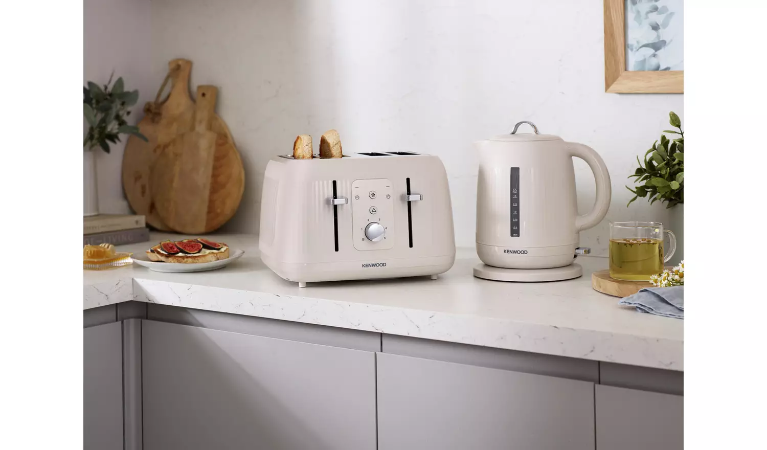 Kenwood TFP09.000CR Dawn 4 Slice Toaster - Cream