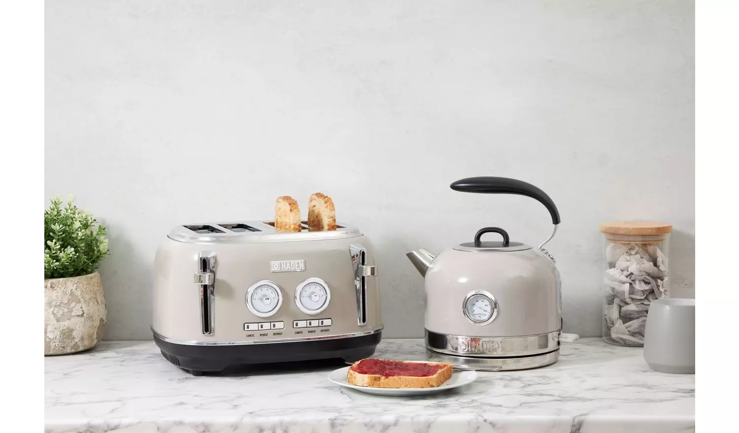 Haden 198747 Jersey 4 Slice Toaster - Putty