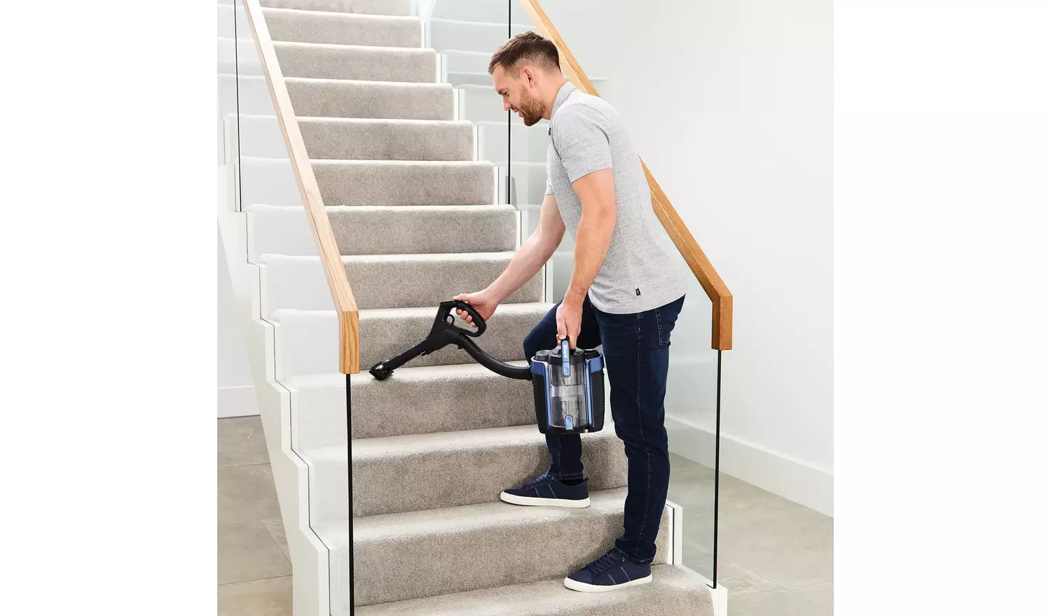 Shark Anti Hair Wrap Pet Cordless Upright Vacuum Cleaner