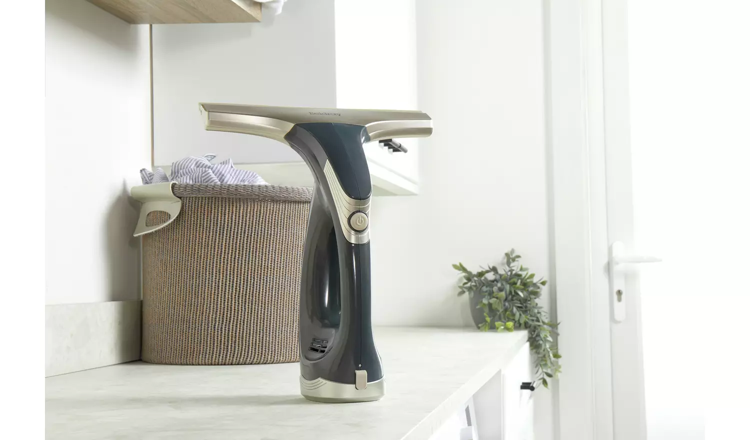 Beldray Cordless Handheld Window Vacuum Cleaner