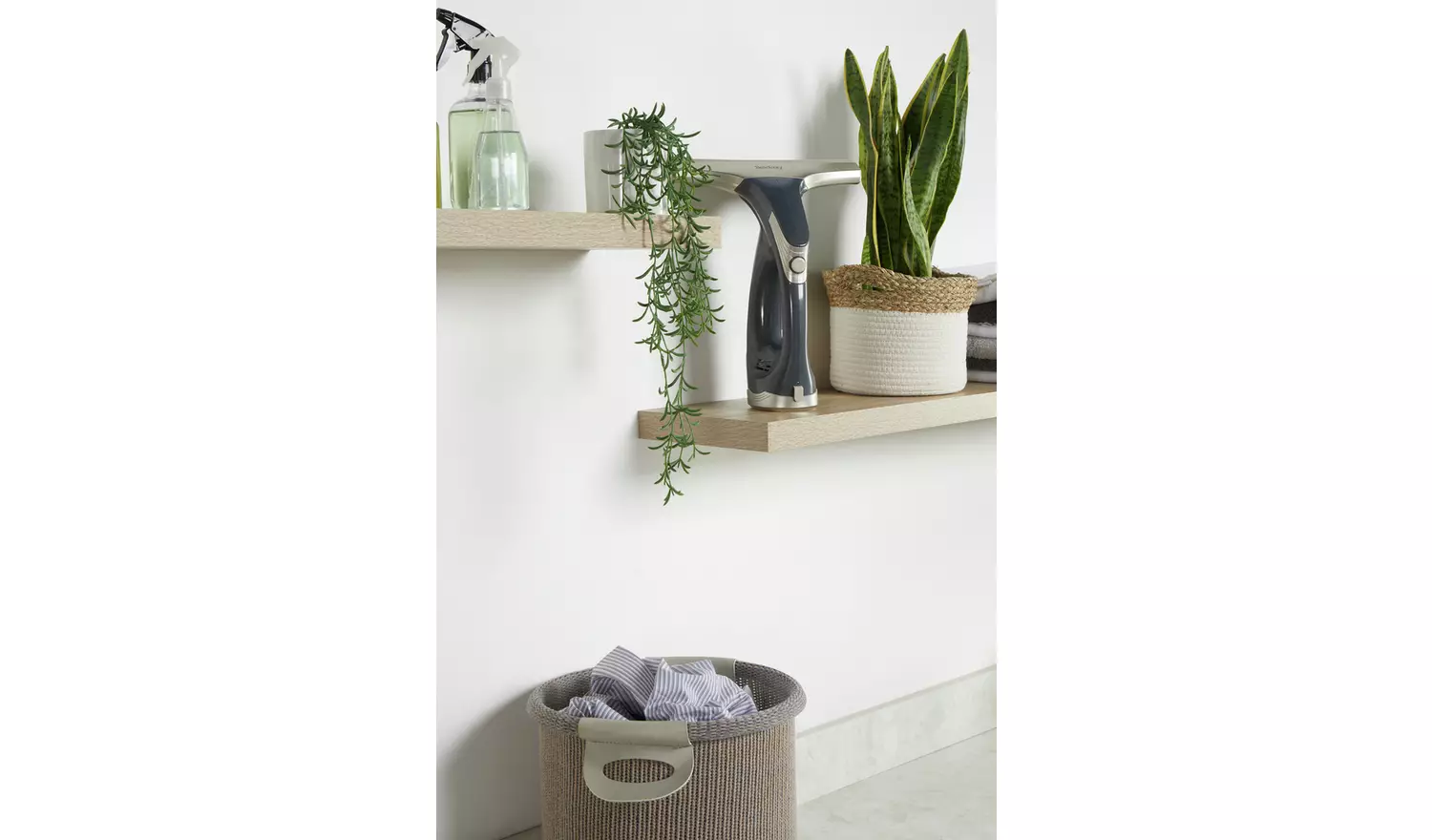 Beldray Cordless Handheld Window Vacuum Cleaner