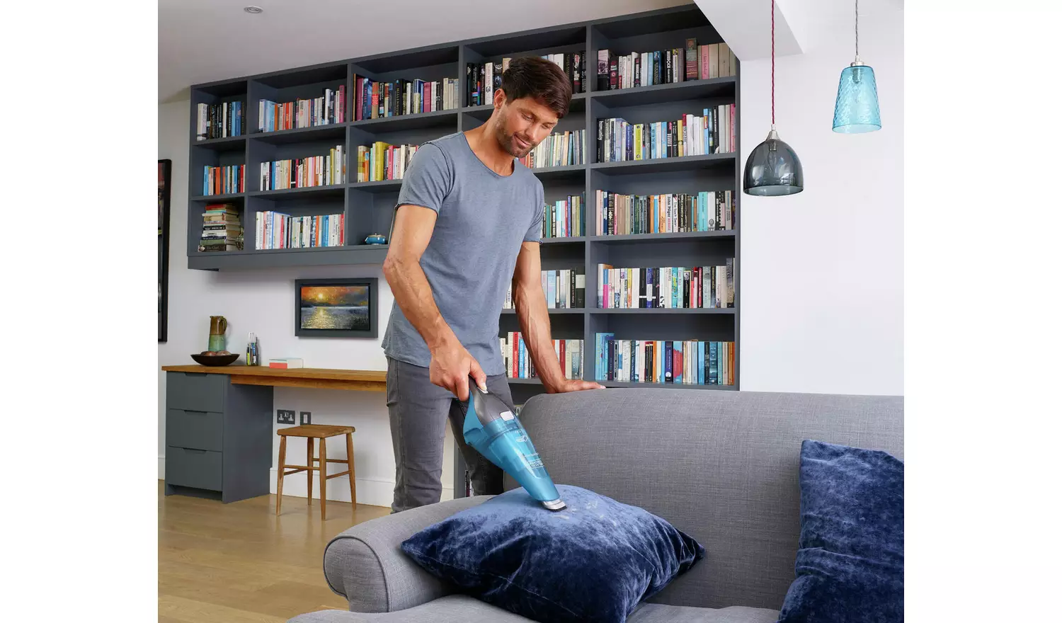 Black+Decker Wet and Dry Cordless Handheld Vacuum Cleaner