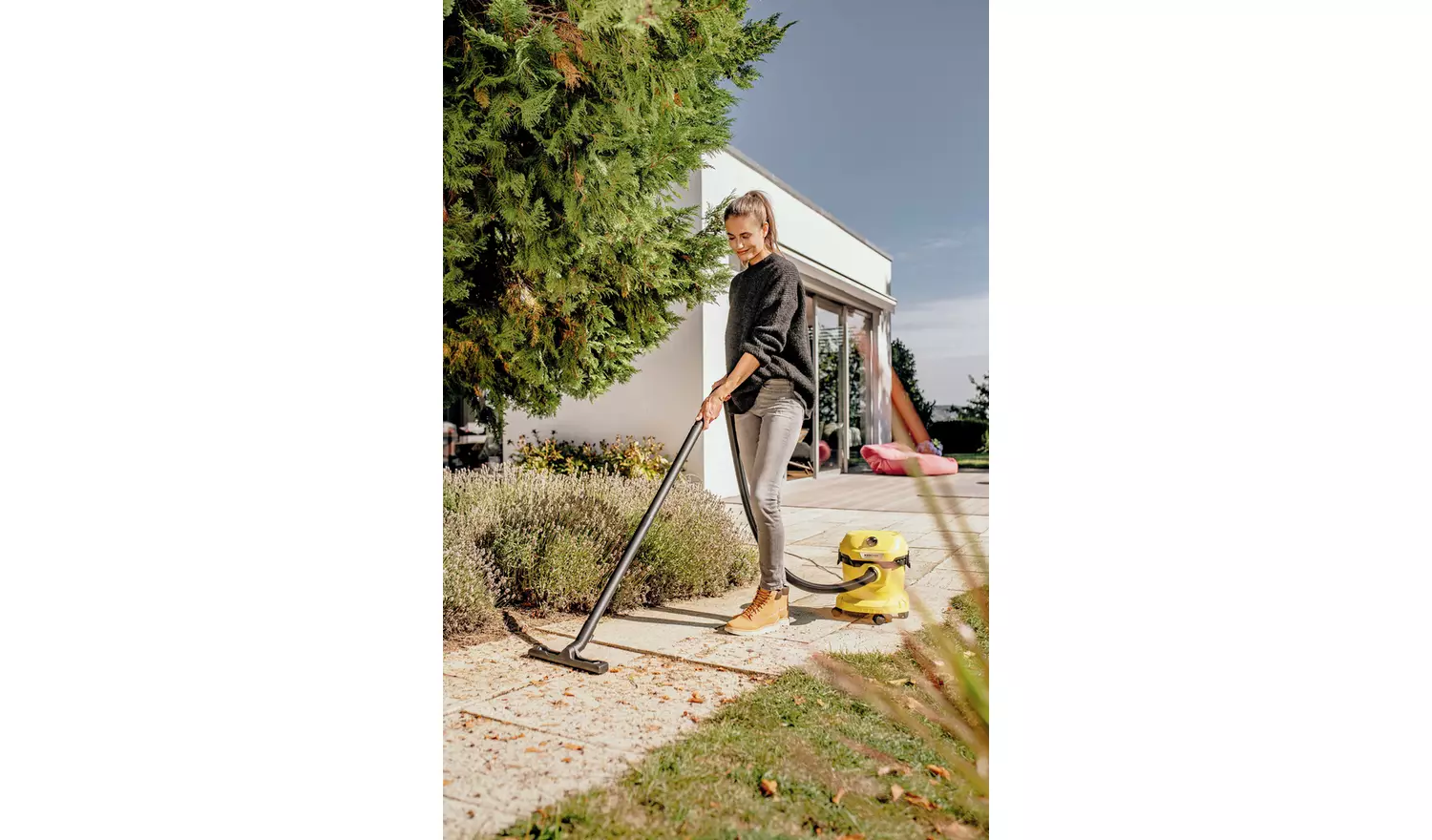 Karcher WD 2 Plus Wet & Dry Vacuum Cleaner