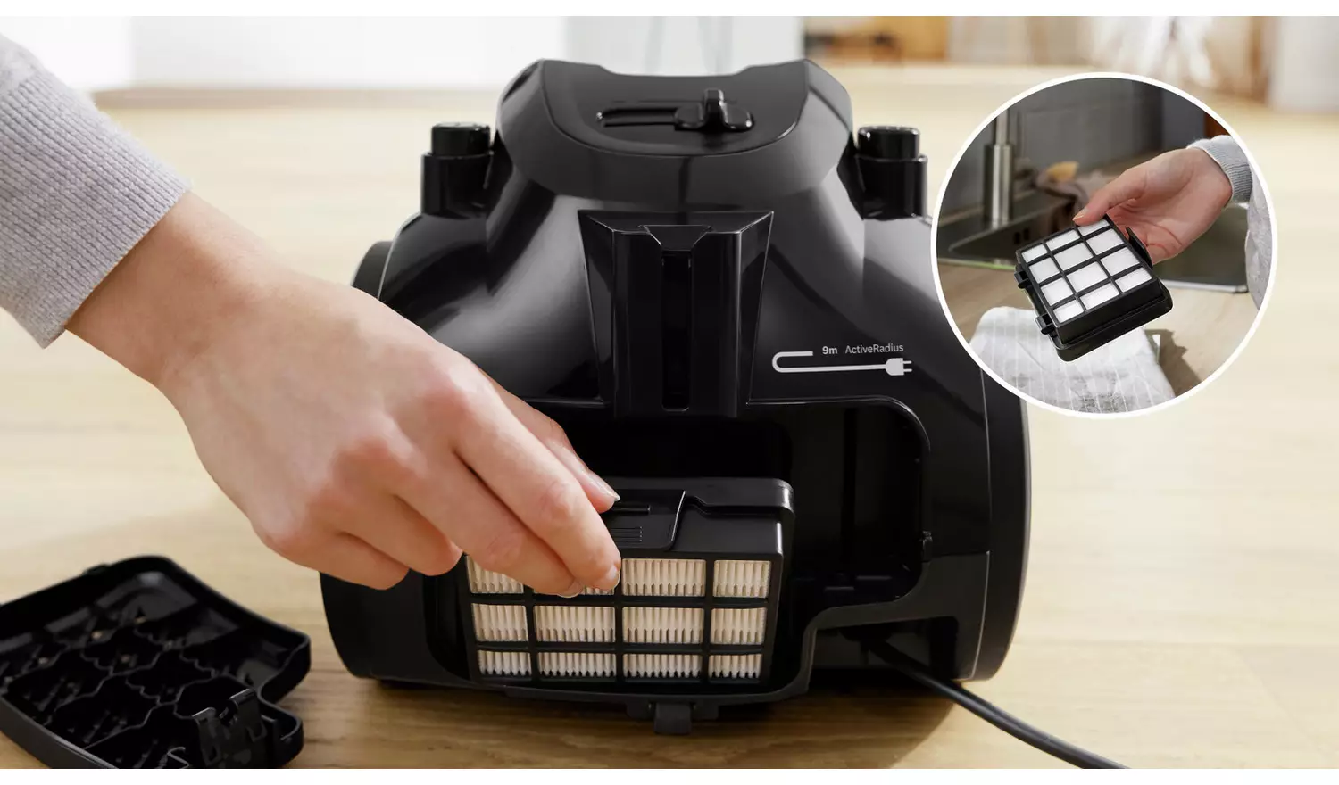 Bosch Serie 2 Corded Bagless Cylinder Vacuum Cleaner