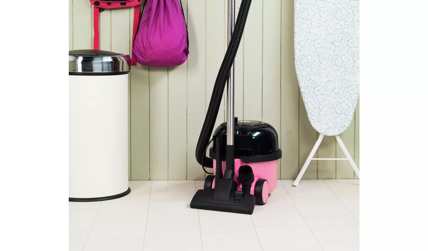 Henry HET Corded Bagged Cylinder Vacuum Cleaner