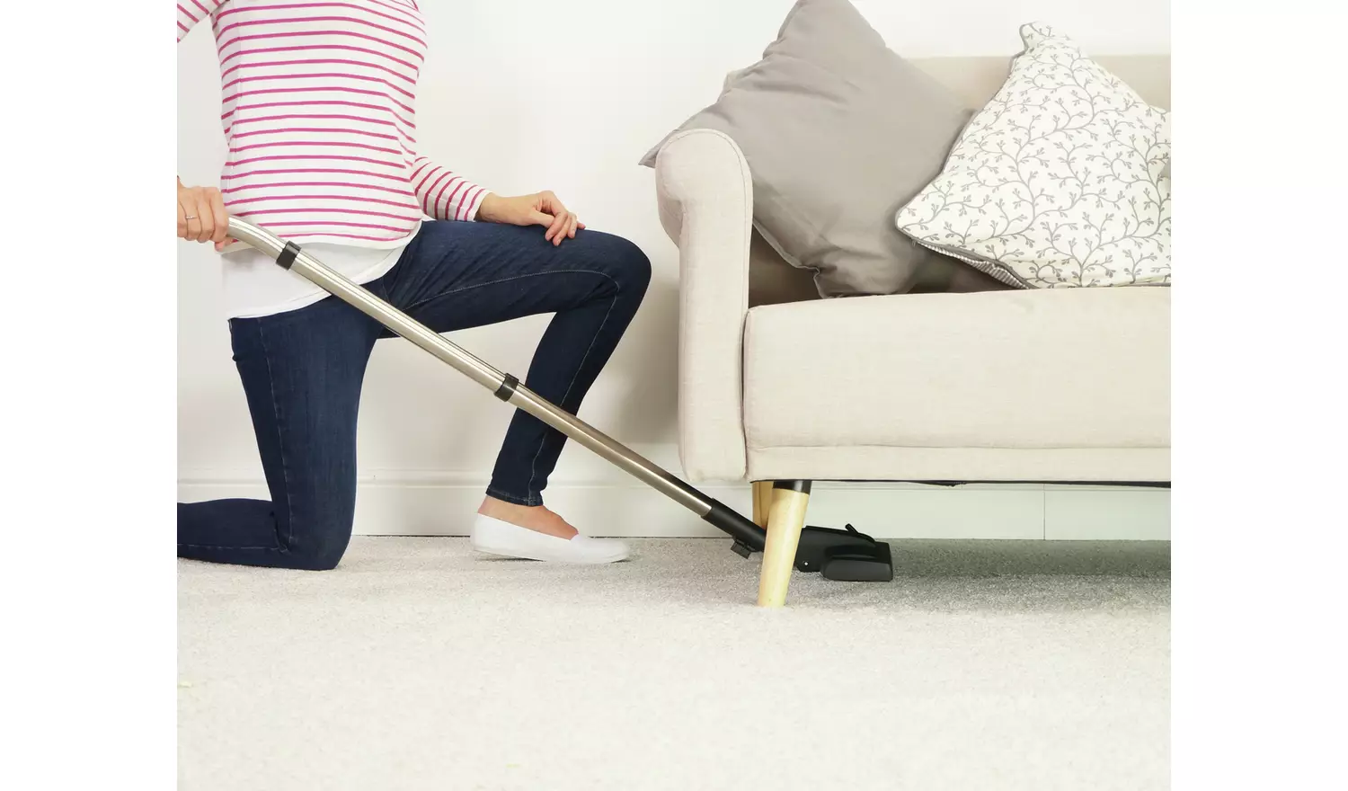 Henry Bagged Corded Cylinder Vacuum Cleaner - Blue