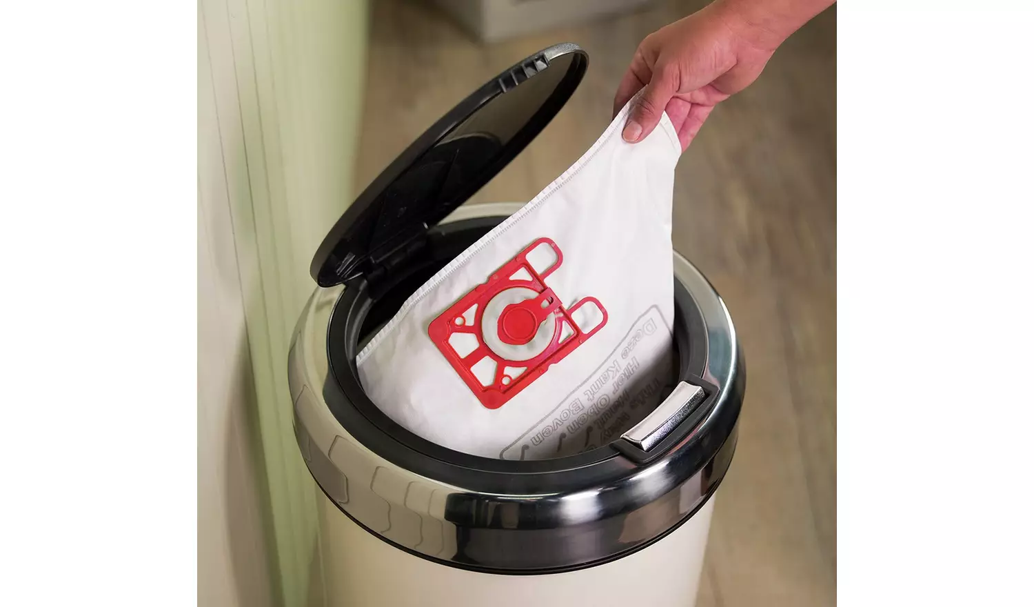 Henry James Corded Bagged Cylinder Vacuum Cleaner