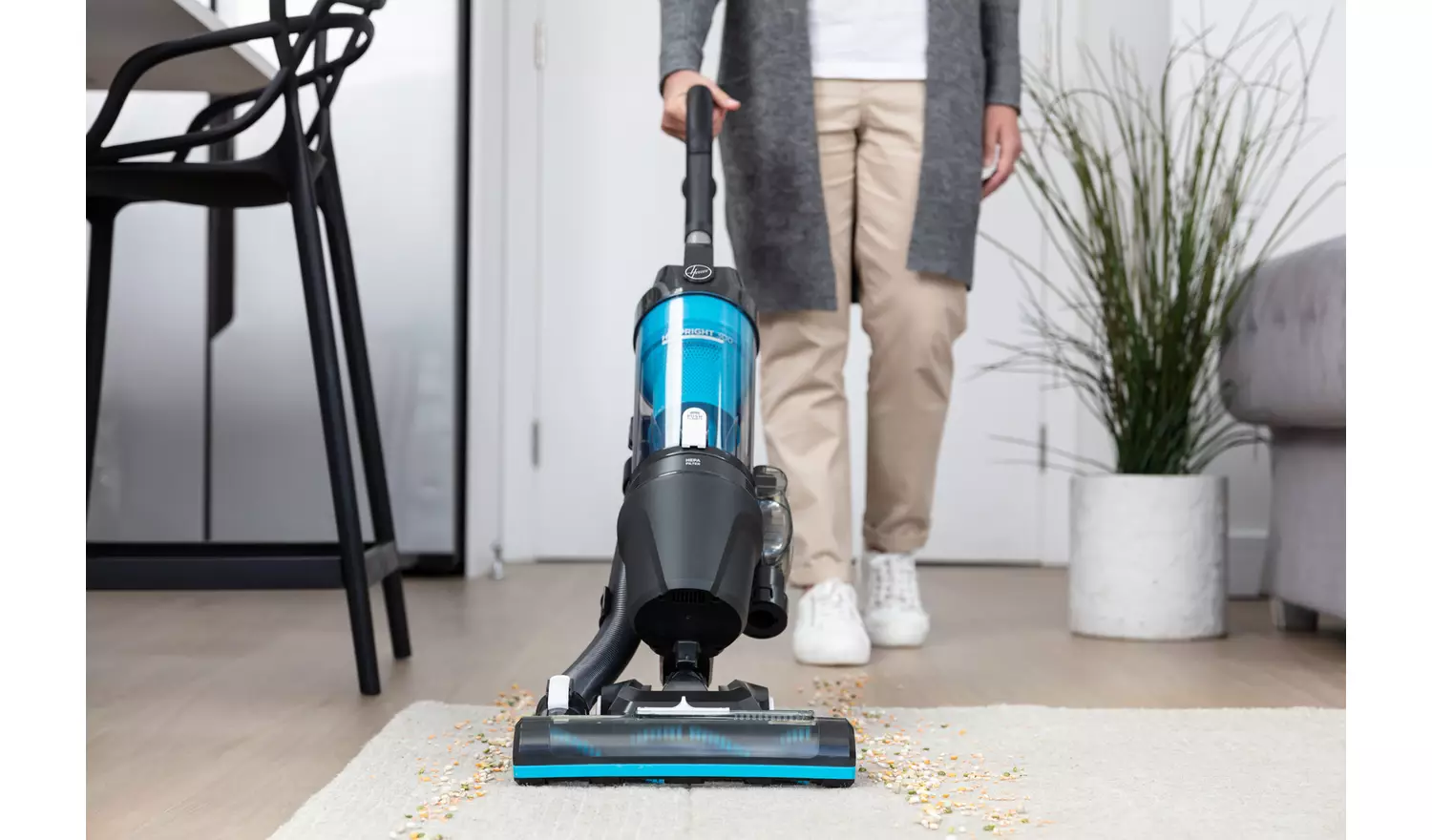 Hoover HU300 Easy Steer Pet Corded Upright Vacuum Cleaner