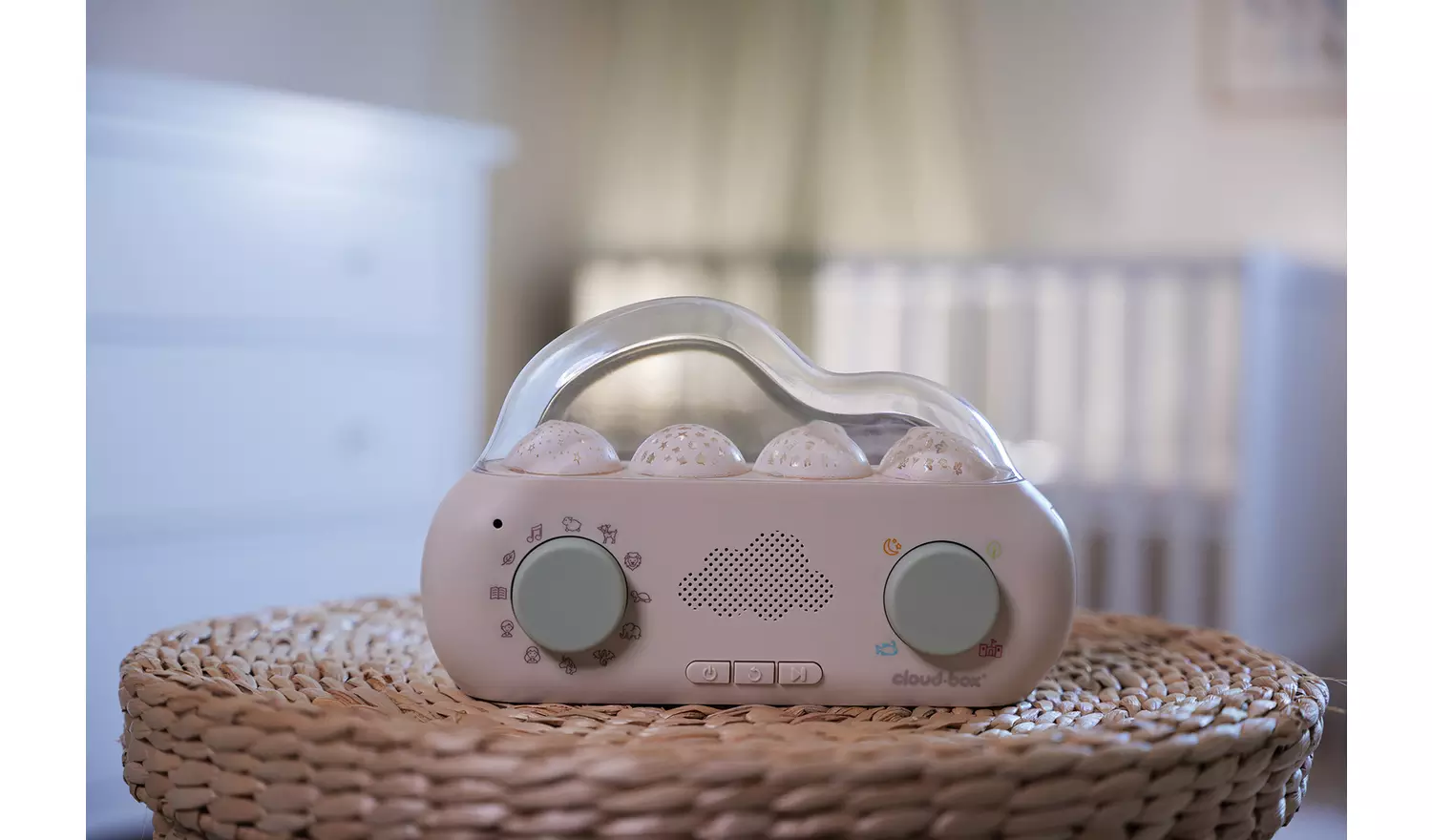 Cloud B CloudBox Story Telling Night Light Projector Soother