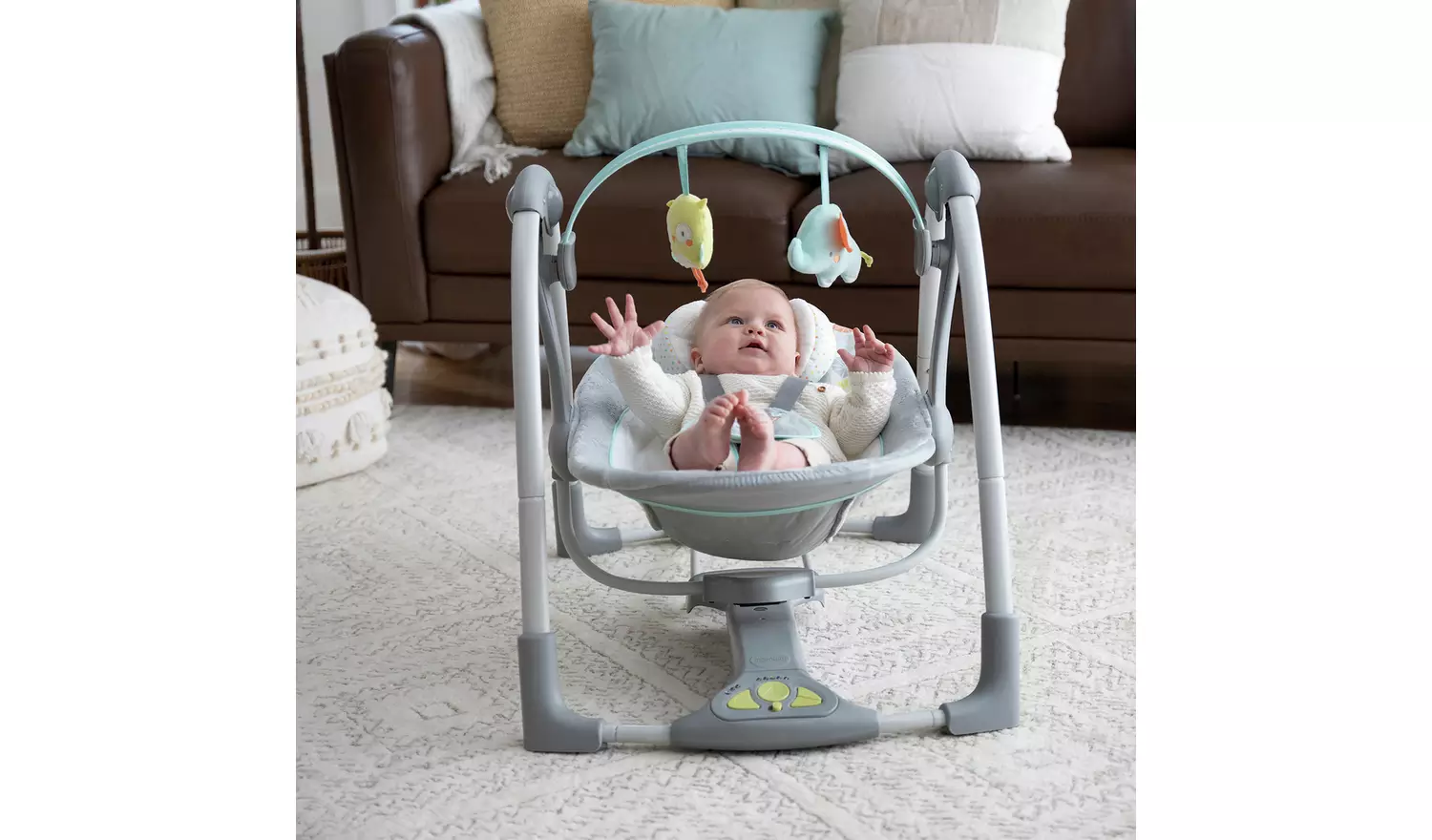 Ingenuity Swing 'n Go Hugs And Hoot Baby Swing