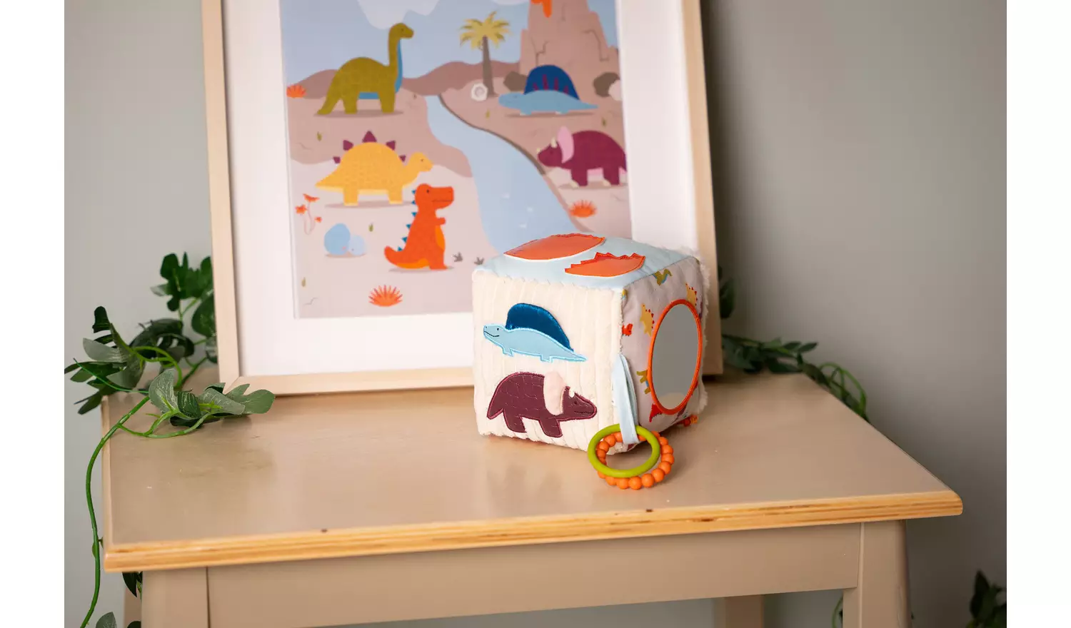 Little Big Friends Friends Activity Cube Dino