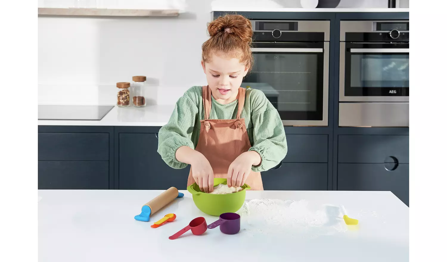 Joseph Joseph Play Baking Set
