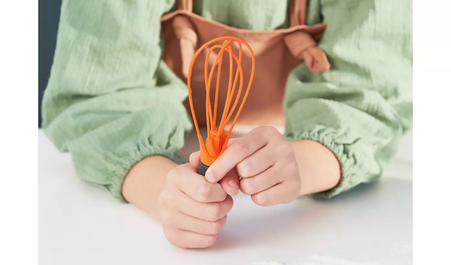 Joseph Joseph Play Baking Set