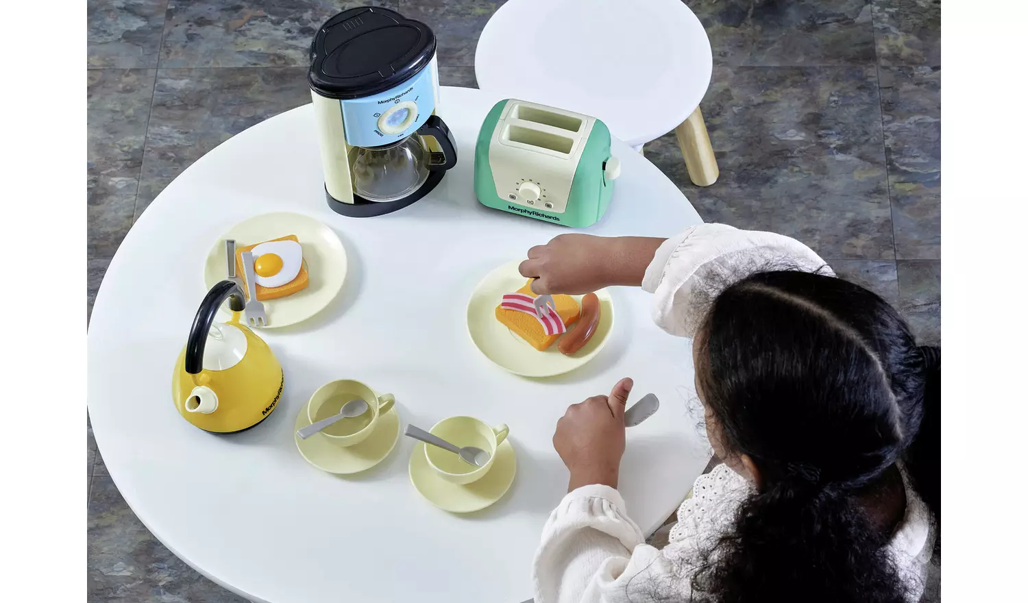 Casdon Toy Morphy Richards Kitchen Set