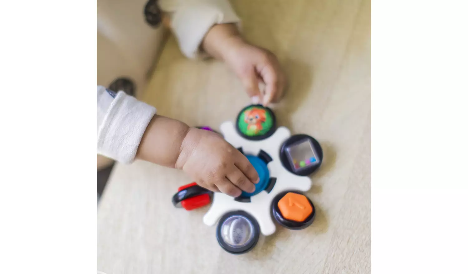 Baby Einstein Twist And Pop Clutch Toy