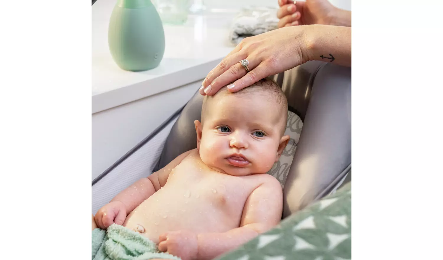 Ingenuity Foldaway Bather - Grey