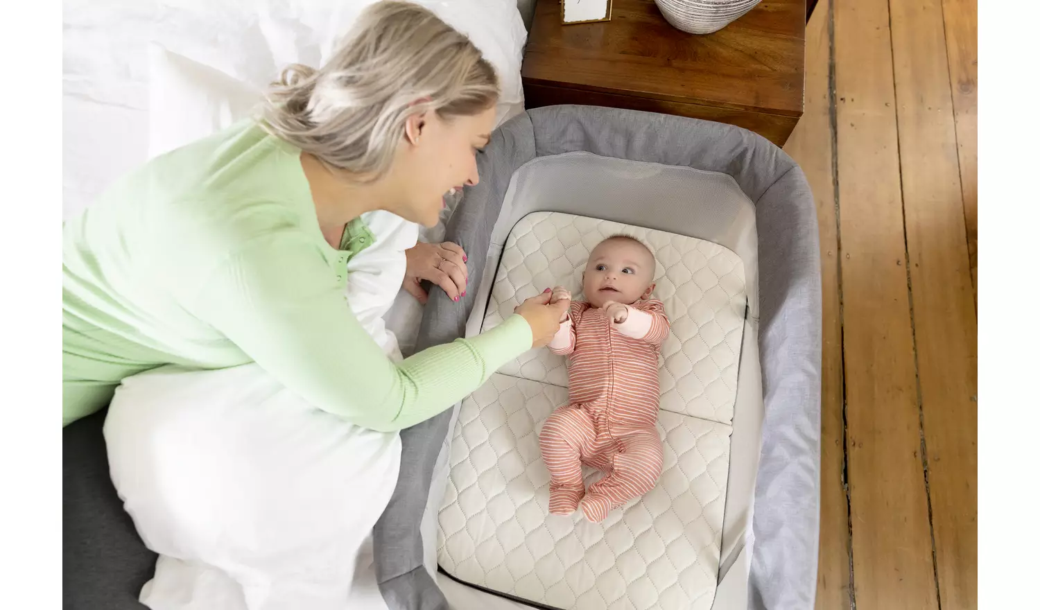 Graco Side-by-Side Bedside Bassinet - Night Sky