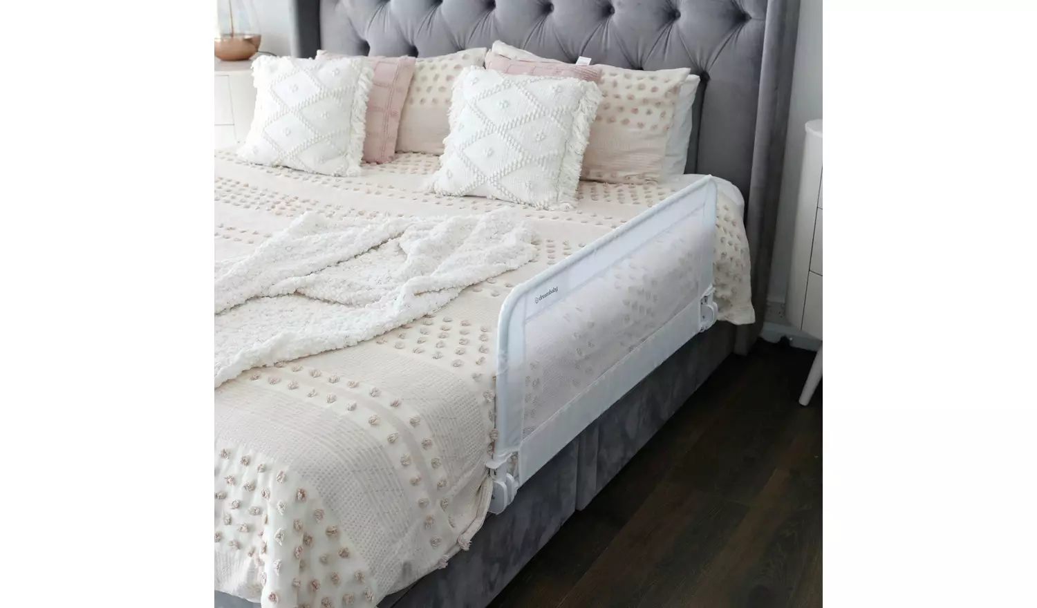 Dreambaby Prague Wide Bed Rail 110cm- White