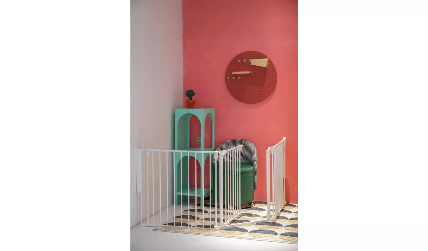 Cuggl XXL Wall Fix Room Divider Safety Gate