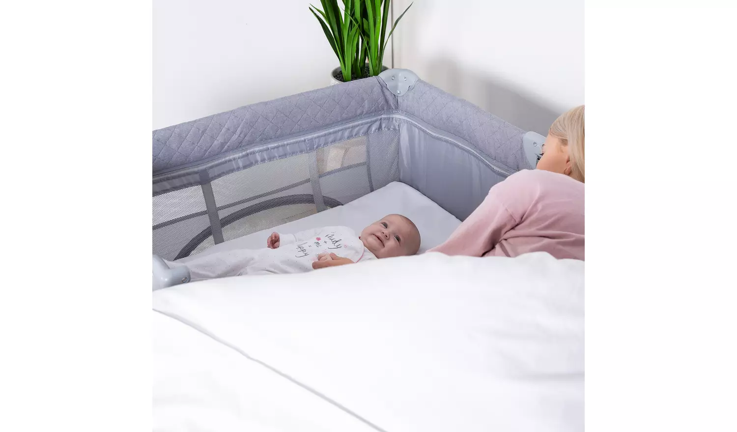 Red Kite Dreamer Bedside Travel Crib