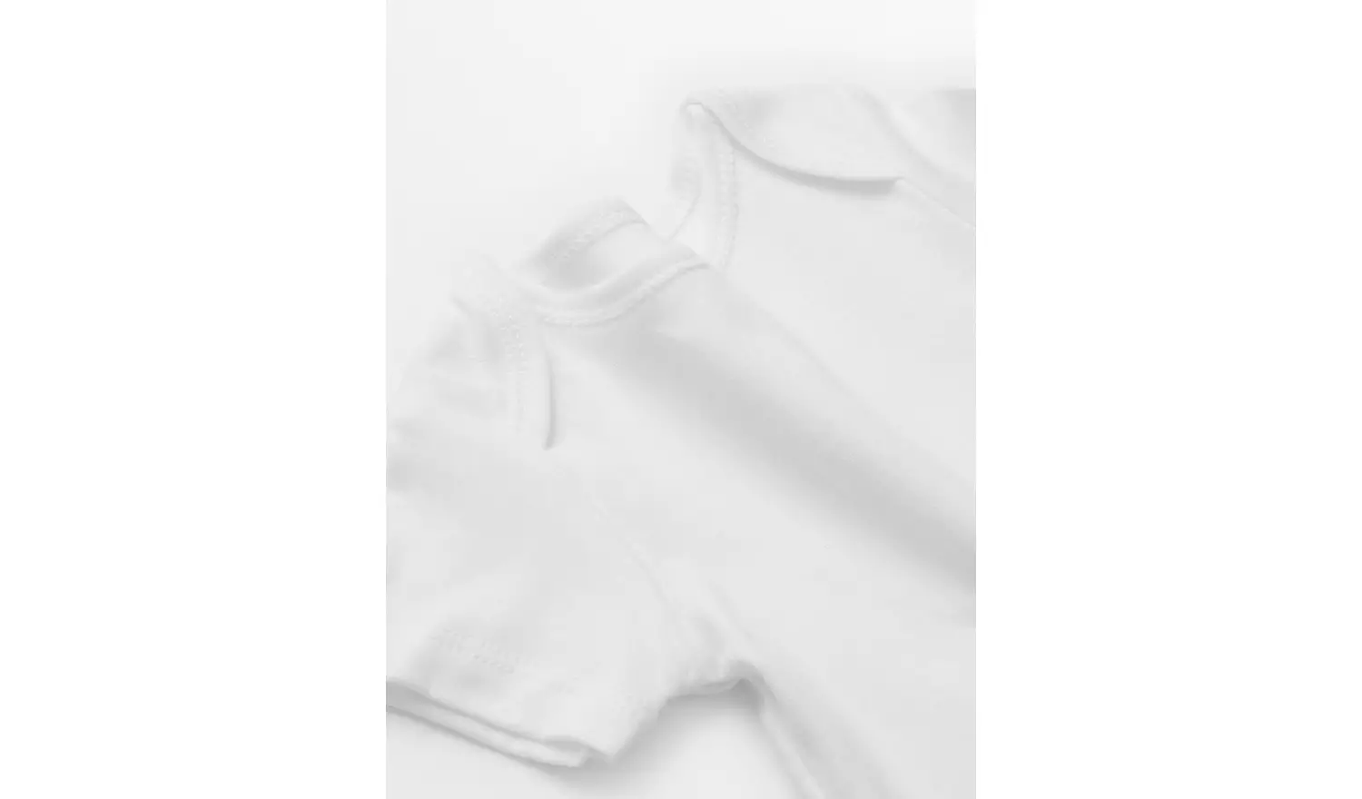 White Bodysuits 7 Pack 6-9 months