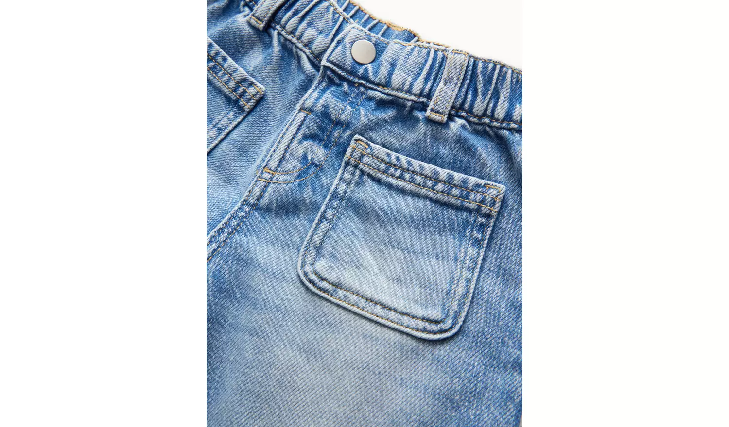 Mid-Wash Wide Leg Jeans 6-7 years