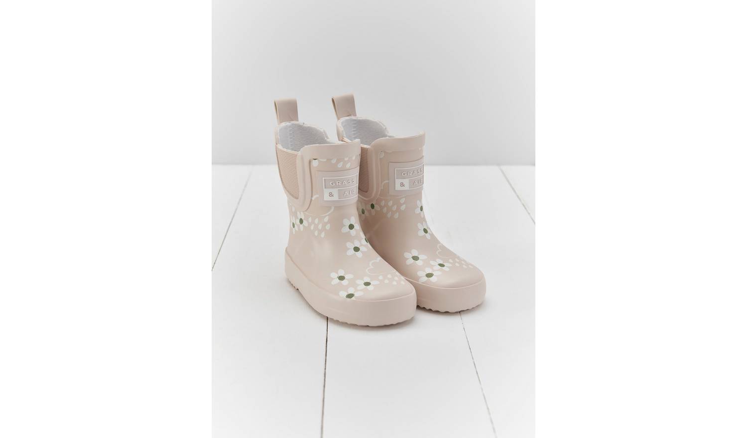 GRASS & AIR Short Flower Welly Boot Pampas Cream 7 Infant