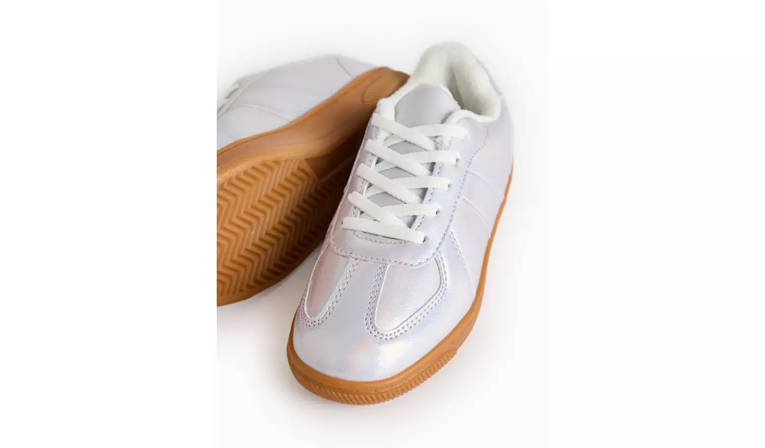 Iridescent Panel Retro Trainers3