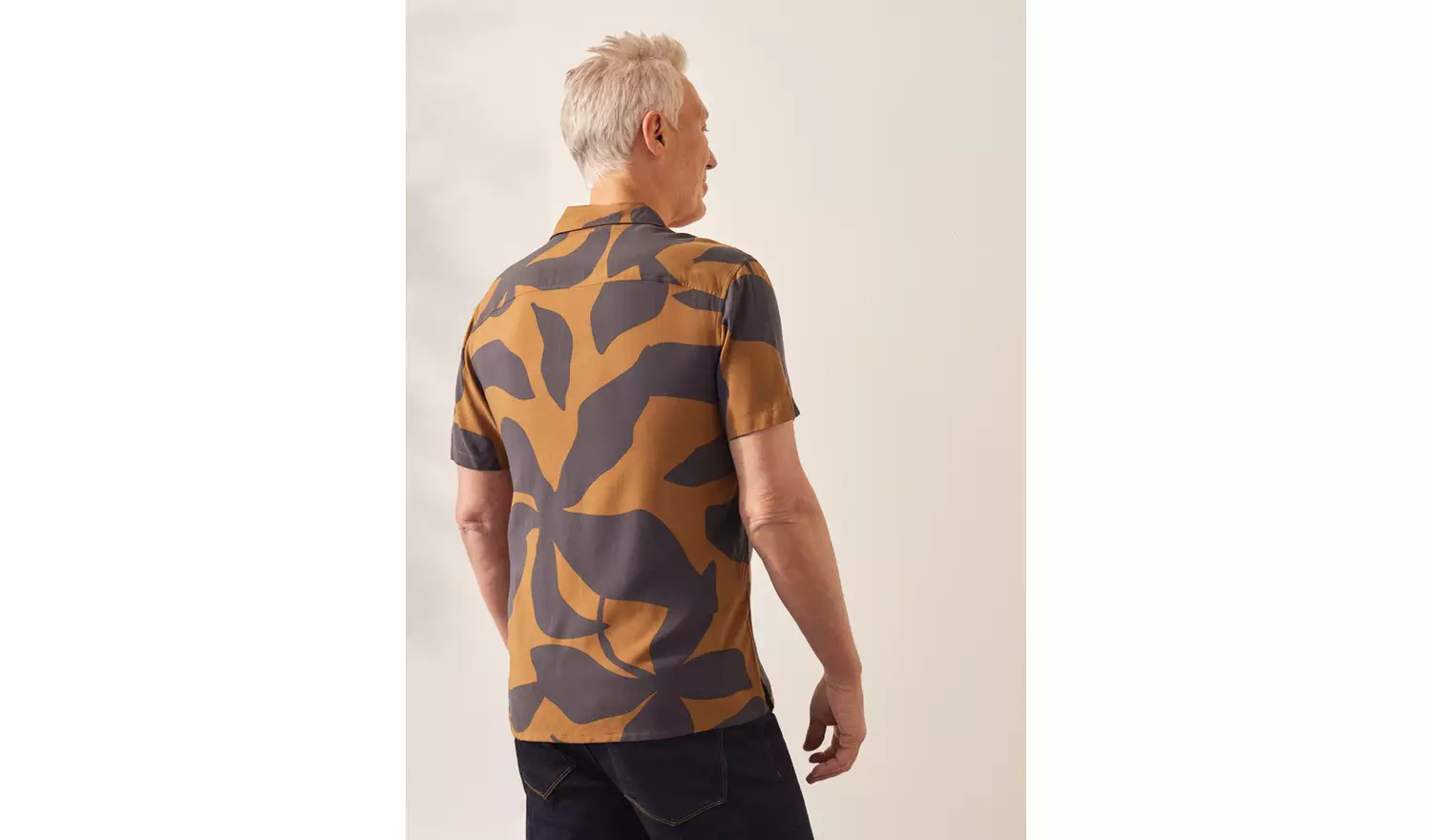 UNION WORKS Brown Abstract Printed Shirt M
