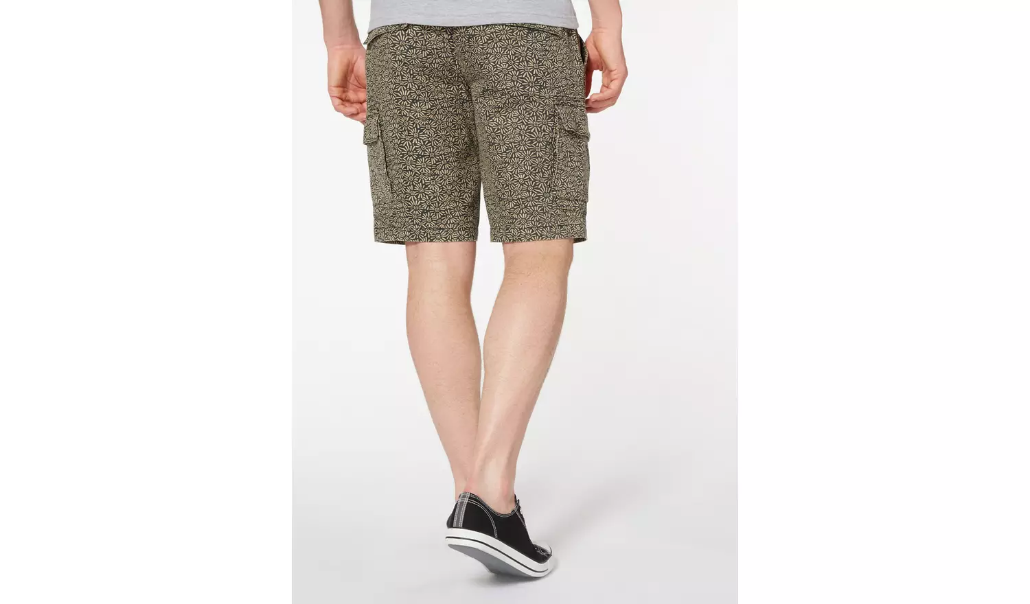 Black Ditsy Print Cargo Shorts - 48