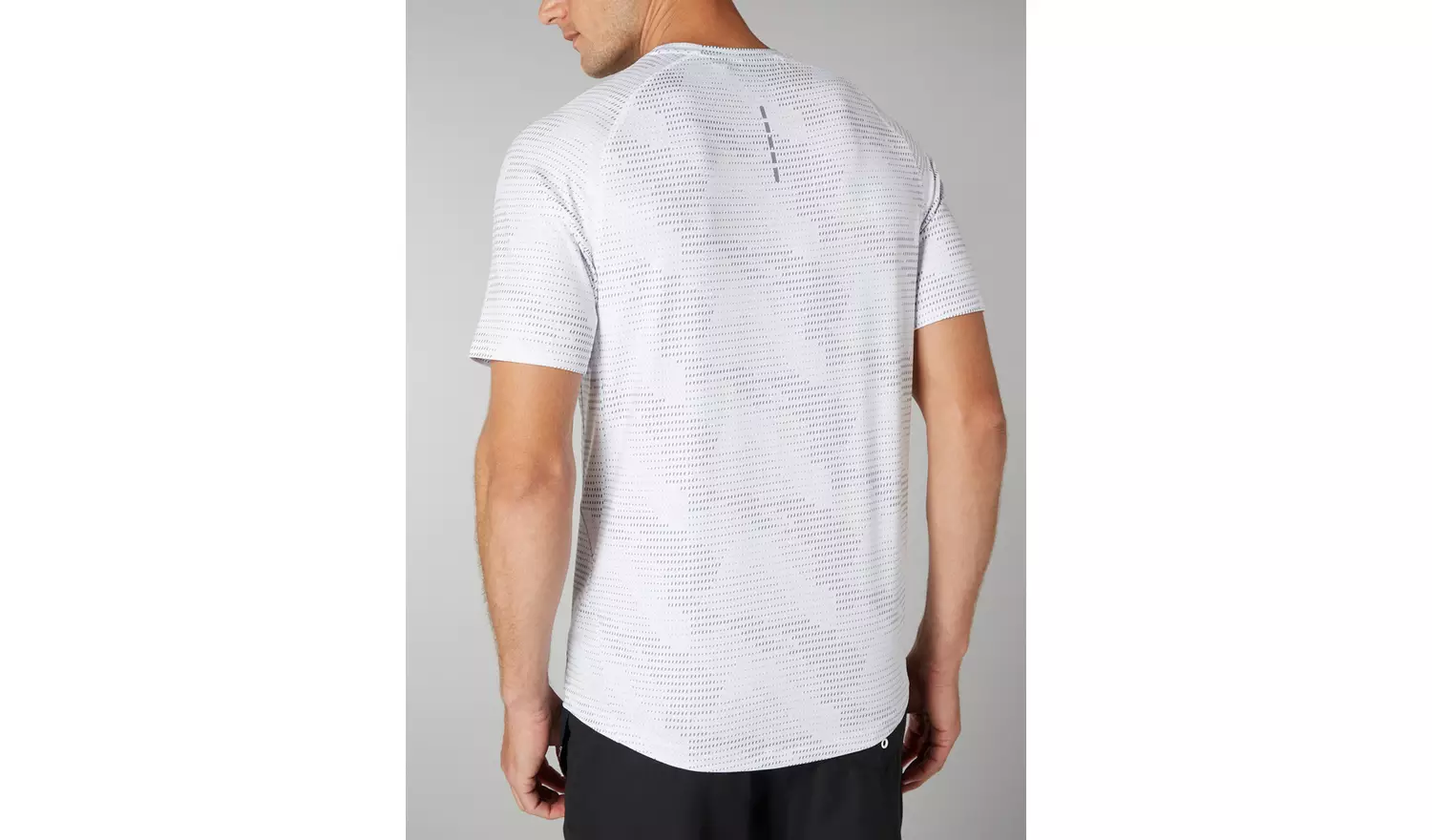 Admiral White Geometric Print T-Shirt - M