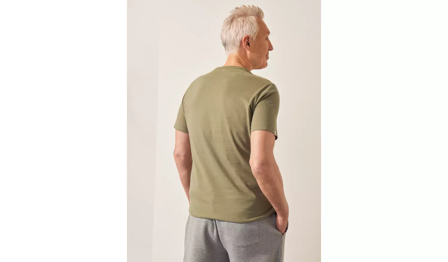 UNION WORKS Khaki Logo Pocket T-Shirt L
